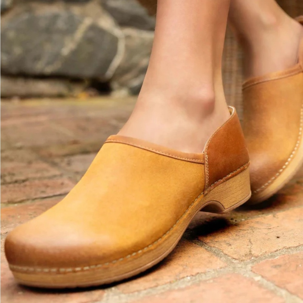 Dansko Brenna Clogs- 38